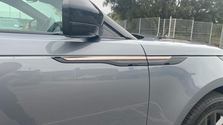 Land Rover Range Rover Velar 2.0 D200 MHEV Dynamic SE 5dr Auto Diesel Estate